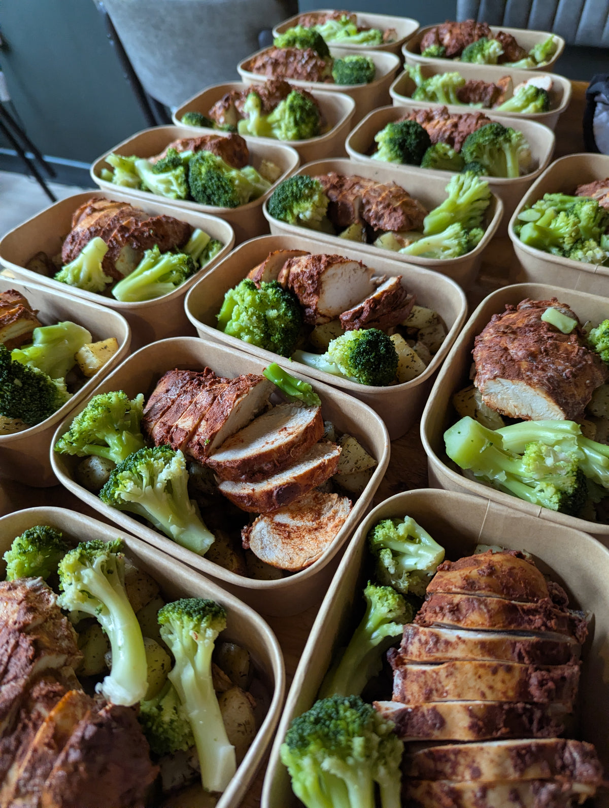 BBQ Chicken & Herby Potatoes
